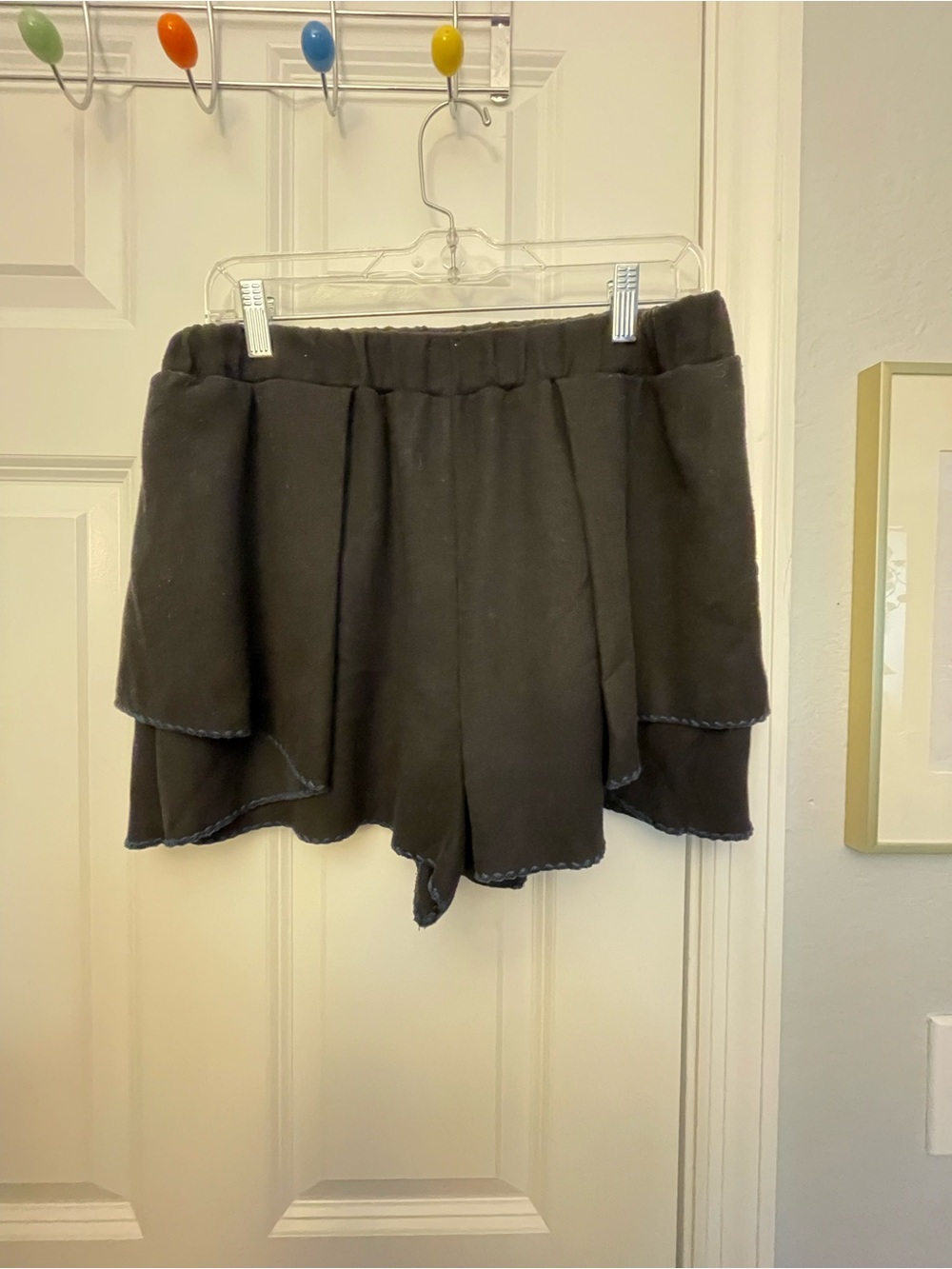 BCBGeneration Black Layered Ruffle High-Waist Shorts Size Medium